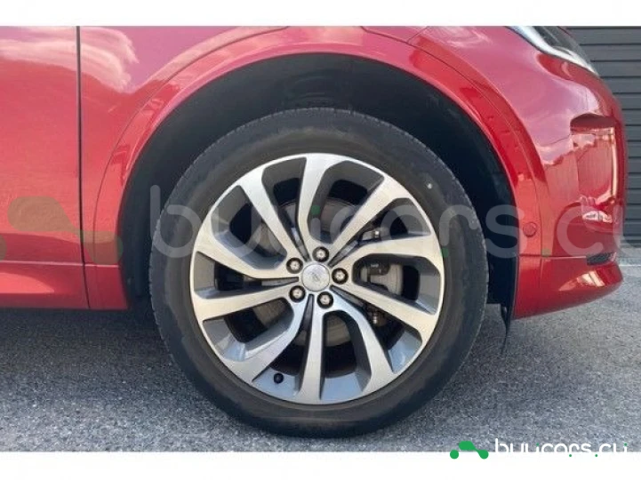 Land Rover Discovery Sport Red