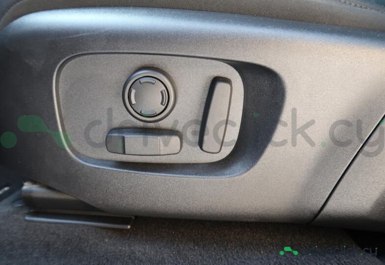 Land Rover Range Rover Black