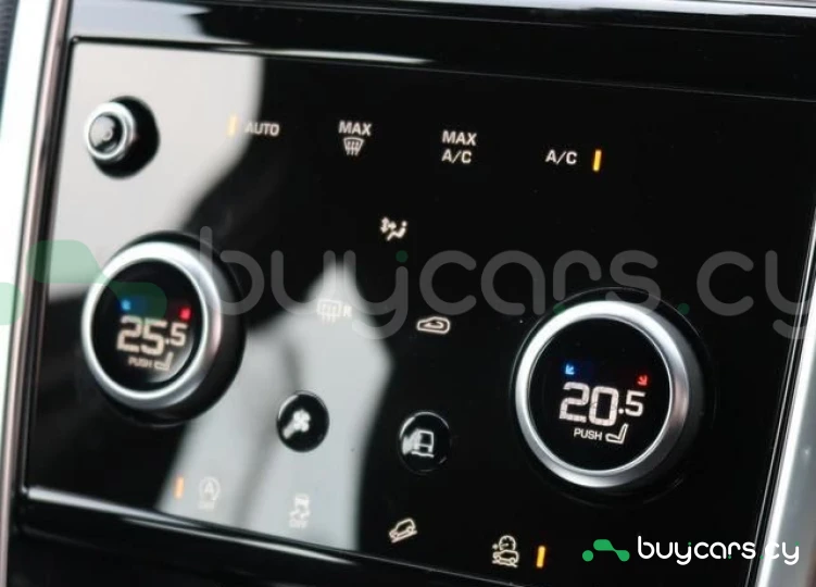 Land Rover Discovery Sport White