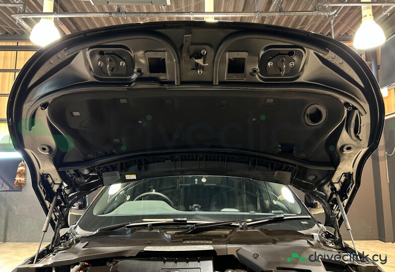 Land Rover Range Rover Black