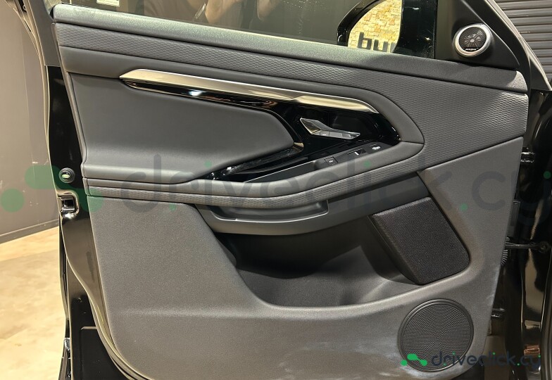 Land Rover Range Rover Black