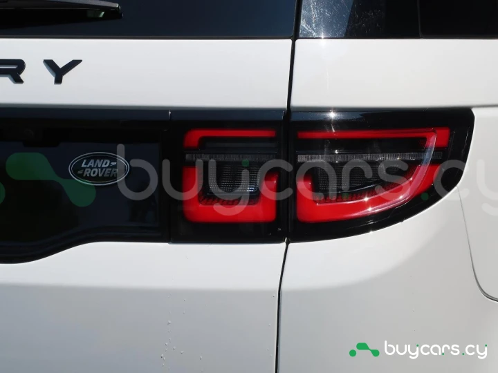 Land Rover Discovery Sport White