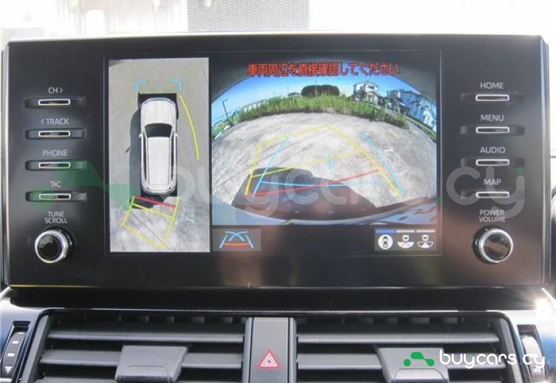 Toyota Land Cruiser 300 Белый