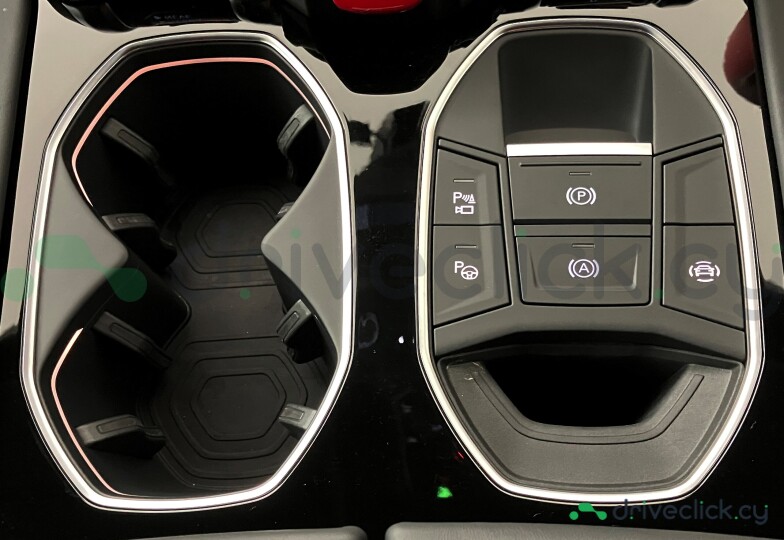 Lamborghini Urus Black