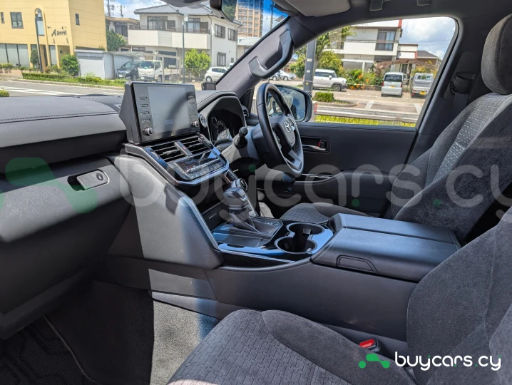 Toyota Land Cruiser 300 Черный