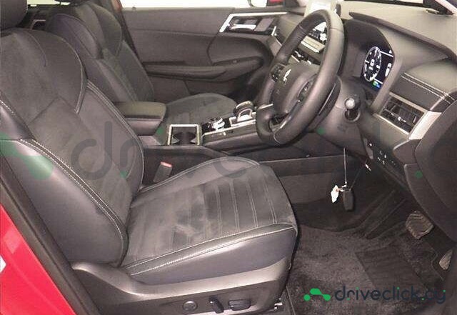Mitsubishi Outlander Красный