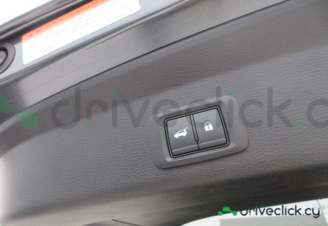 Mitsubishi Outlander Черный