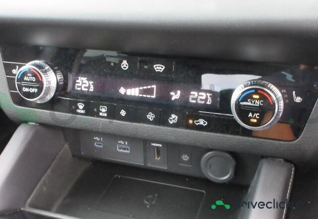 Mitsubishi Outlander Черный