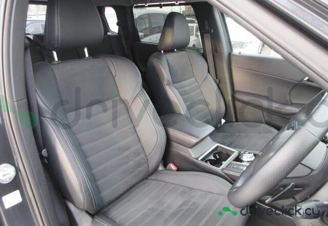 Mitsubishi Outlander Черный