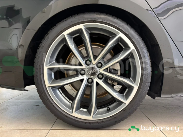 Audi A5 Черный