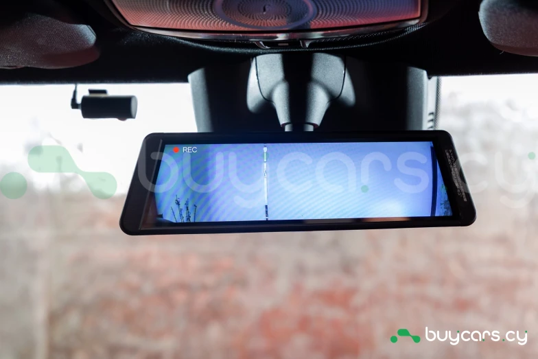 Mercedes G-class Red