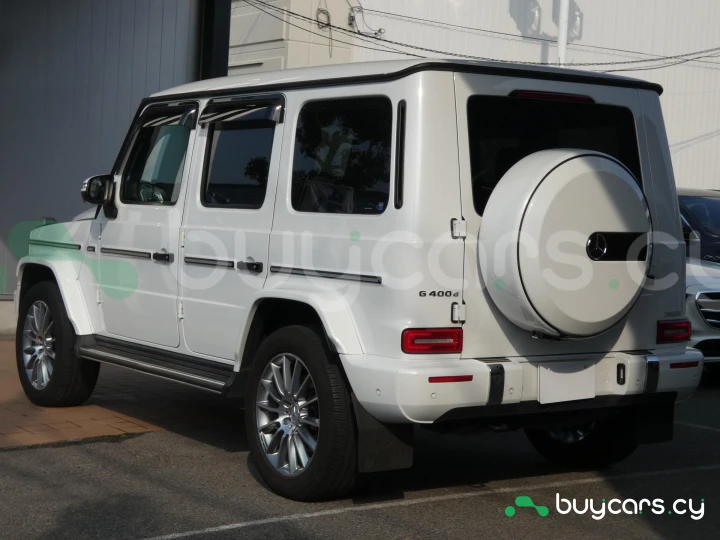 Mercedes G-class Белый