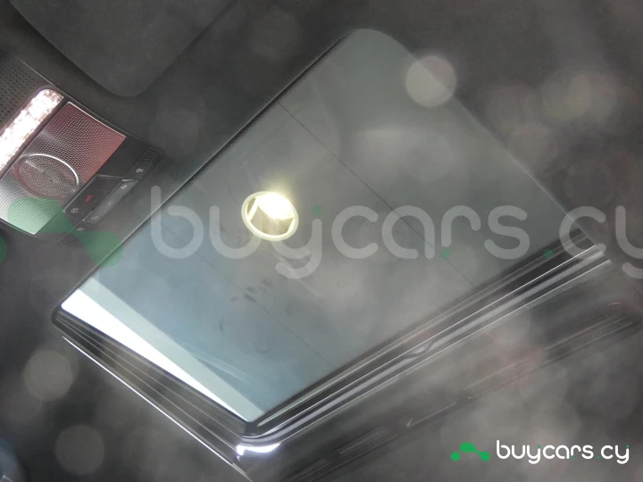 Mercedes G-class Белый