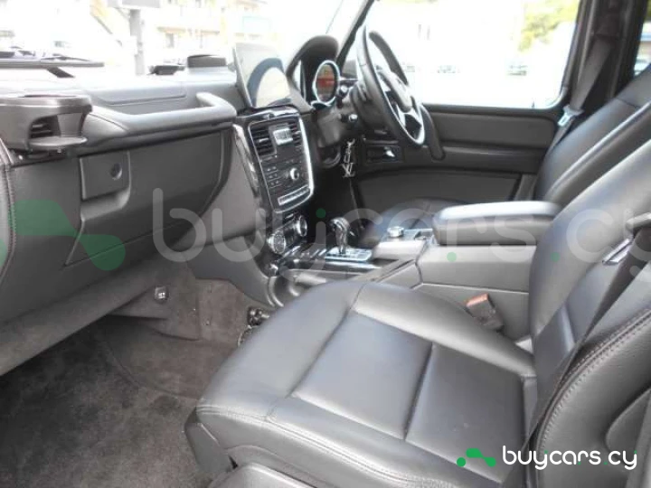 Mercedes G-class Серый