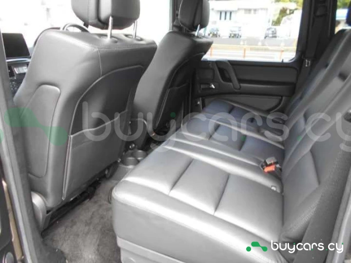 Mercedes G-class Серый