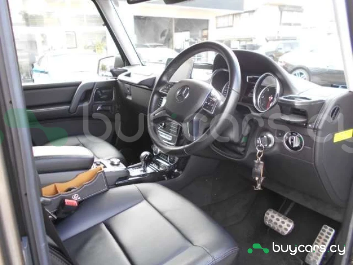 Mercedes G-class Серый