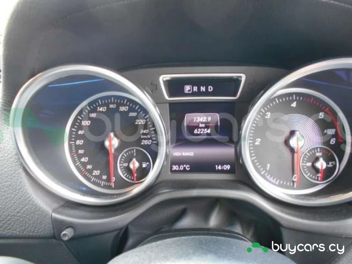 Mercedes G-class Серый