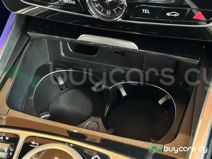 Mercedes G-class Black