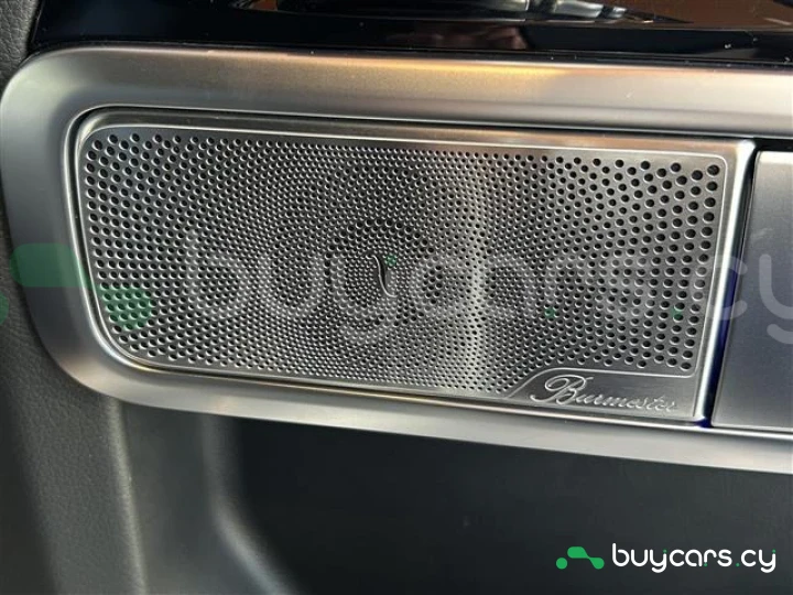 Mercedes G-class Black