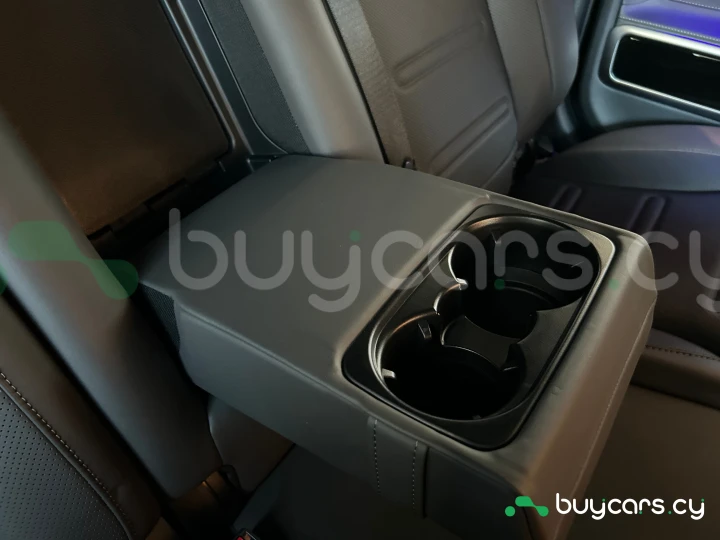 Mercedes G-class Black