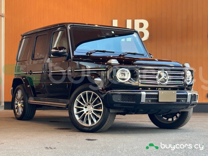 Mercedes G-class Black