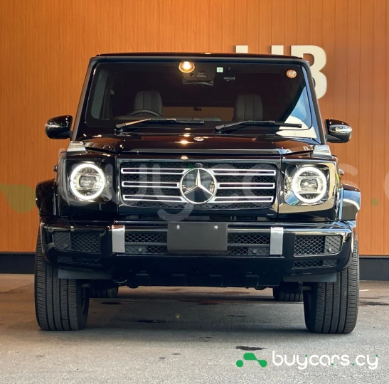 Mercedes G-class Black