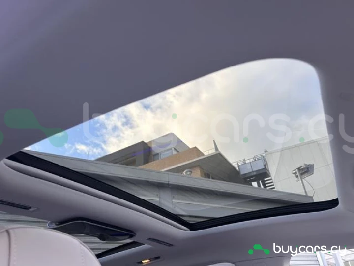 Mercedes EQS Черный