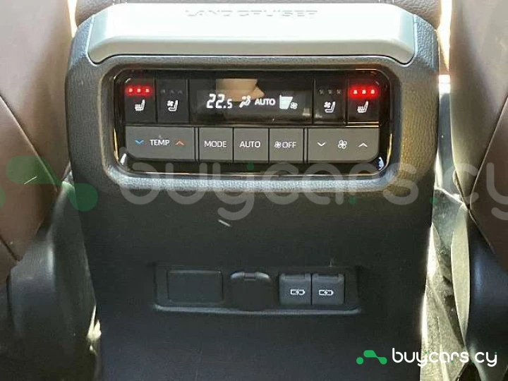 Toyota Land Cruiser Коричневый