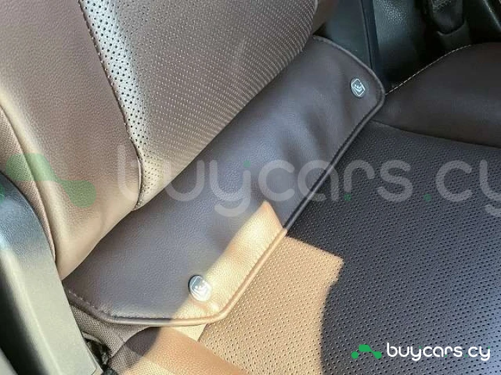 Toyota Land Cruiser Коричневый