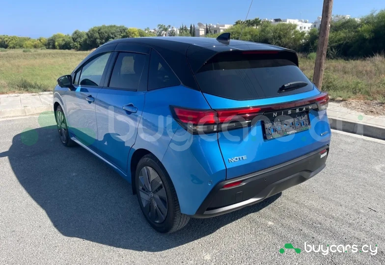 Nissan Note Blue