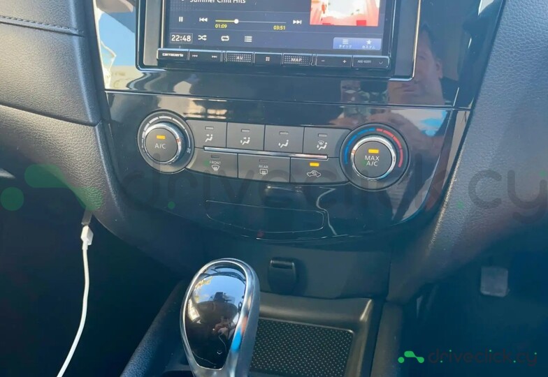 Nissan X-Trail Grey