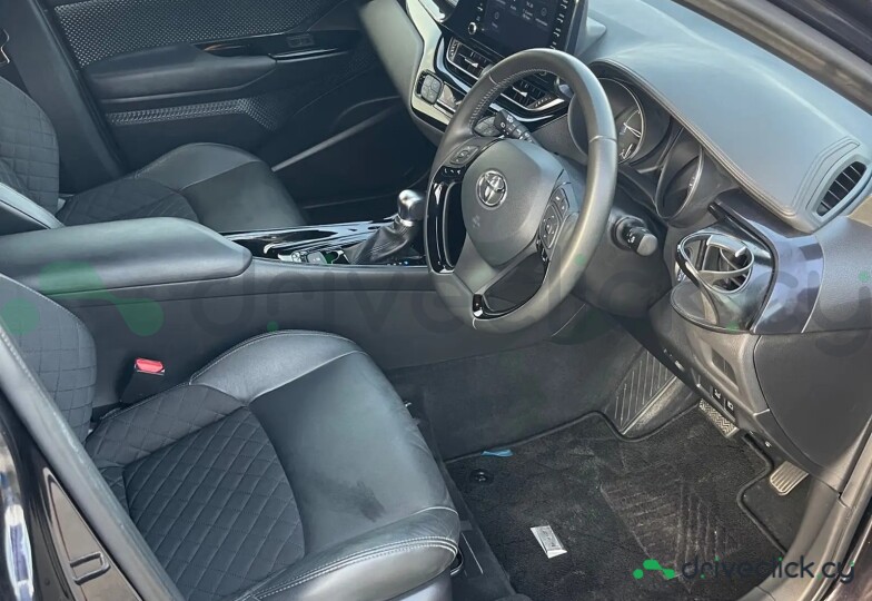 Toyota C-HR Black