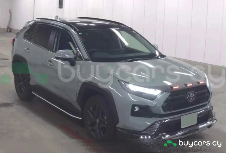 Toyota RAV4 Зеленый