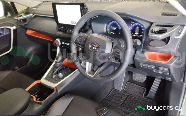 Toyota RAV4 Зеленый