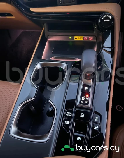 Lexus NX Зеленый