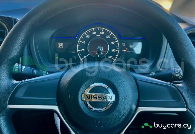 Nissan Note Серый