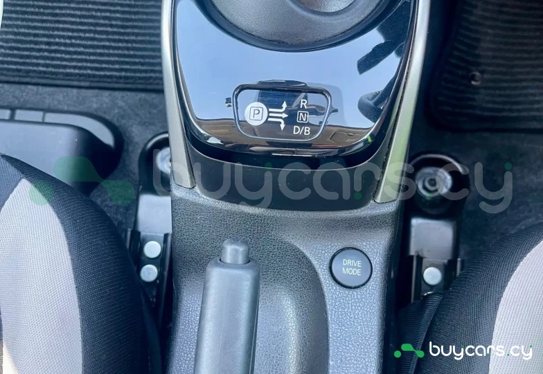 Nissan Note Серый