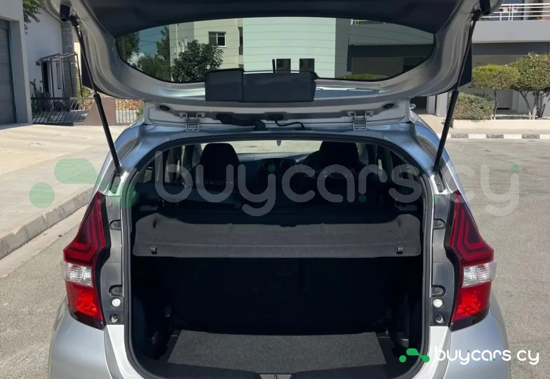 Nissan Note Серый