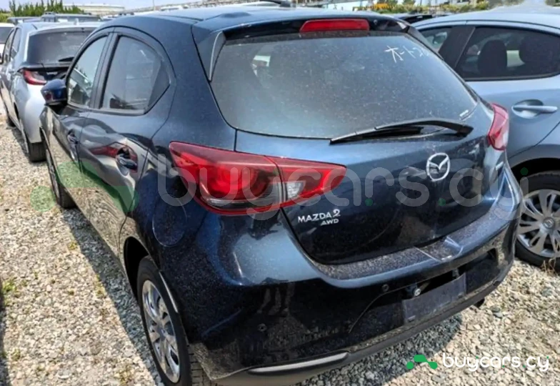 Mazda 2 Синий