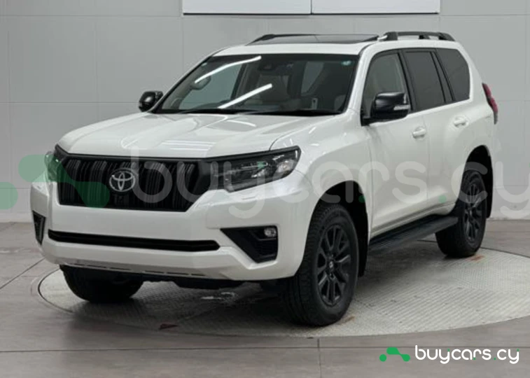 Toyota Land Cruiser Prado Белый