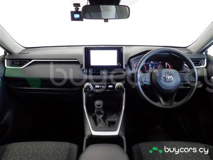 Toyota RAV4 Белый