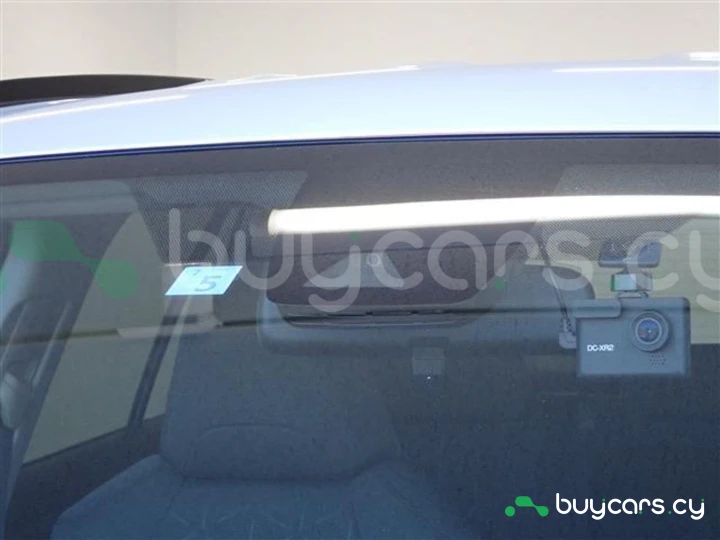 Toyota RAV4 Белый