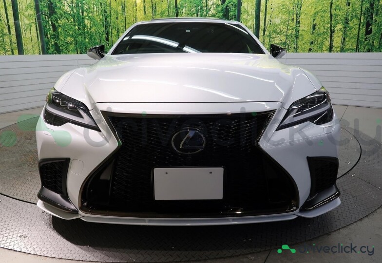 Lexus LS White