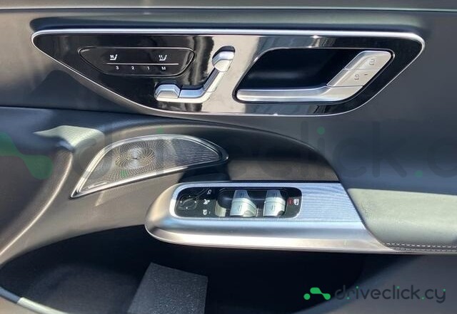 Mercedes E-class White