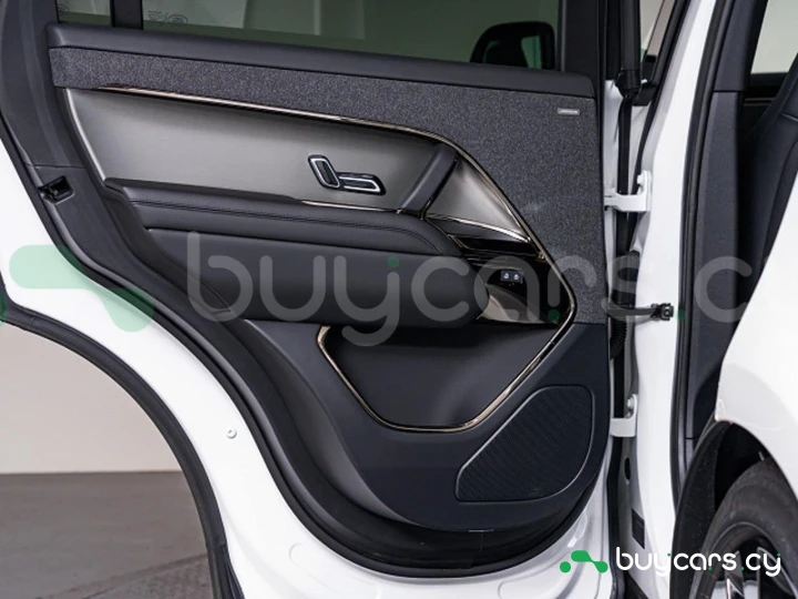 Land Rover Range Rover Sport White