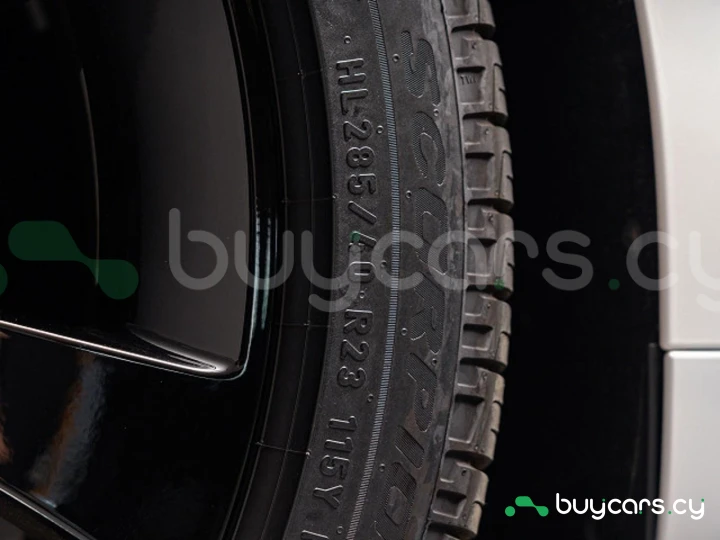 Land Rover Range Rover Sport White