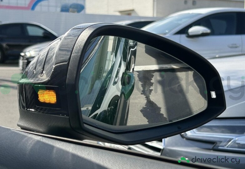 Audi RS5 Зеленый