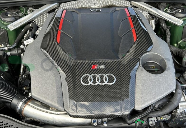 Audi RS5 Зеленый
