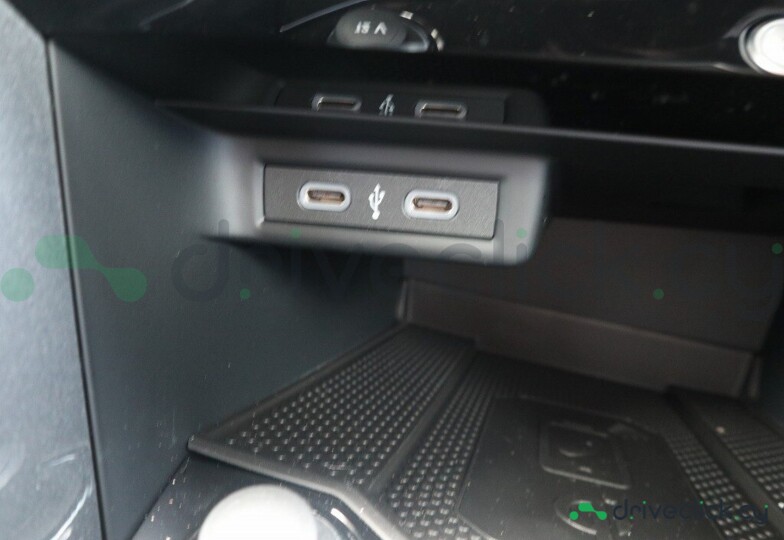 Volkswagen T-Roc White
