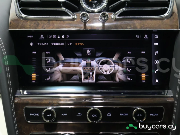 Bentley Bentayga Белый